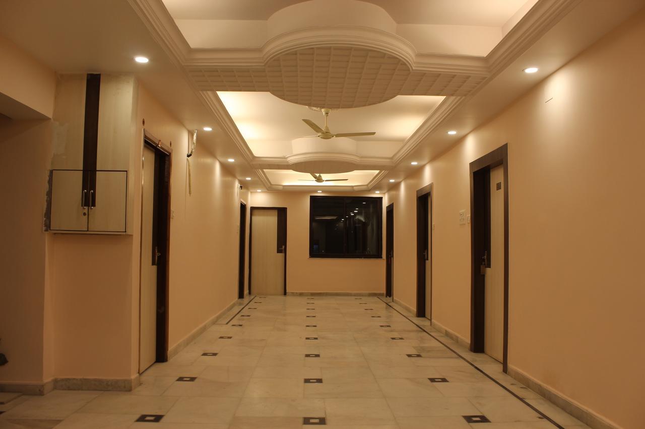 Hotel Kuber Palace Ranchi Buitenkant foto