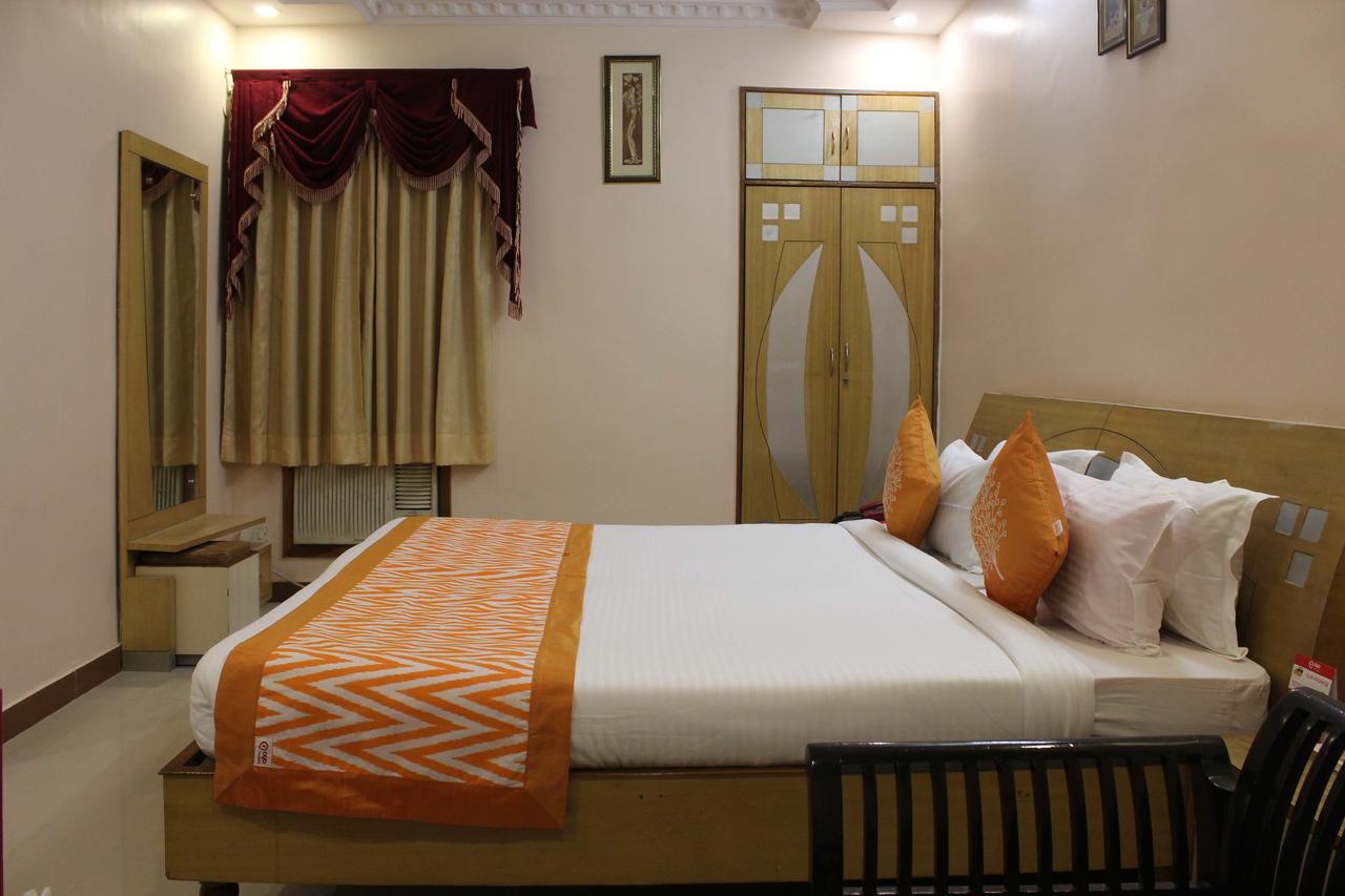 Hotel Kuber Palace Ranchi Buitenkant foto